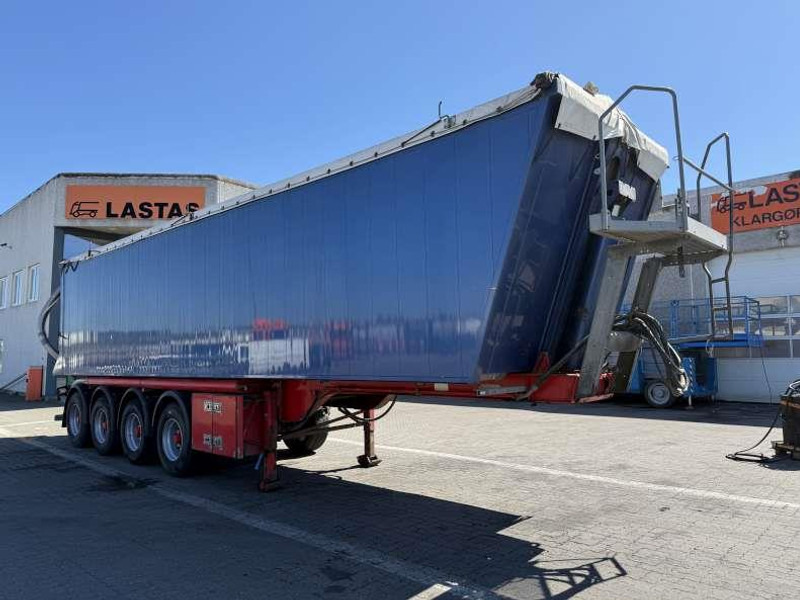 KEL-BERG Tipper w/blow & suction / Kipper mit Saug- & Blas - Puspiekabe pašizgāzējs: foto 1 KEL-BERG Tipper w/blow & suction / Kipper mit Saug- & Blas - Puspiekabe pašizgāzējs: foto 1