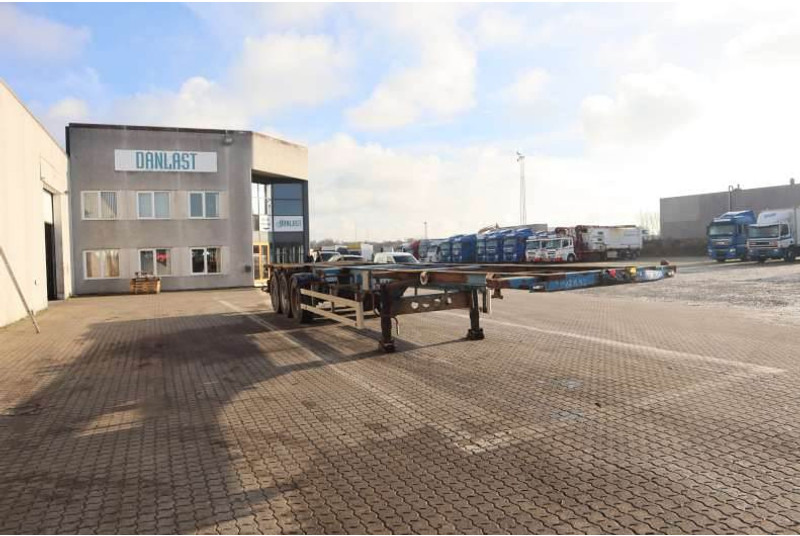 LECI 3-Axle Containerchassis - Puspiekabe noņemamā virsbūve/ Konteineru vedējs: foto 2 LECI 3-Axle Containerchassis - Puspiekabe noņemamā virsbūve/ Konteineru vedējs: foto 2