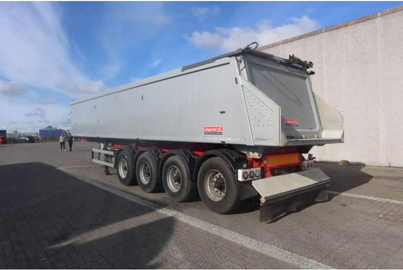 Langendorf 4-axle Tipper/Kipper/Tiptrailer 35 m³ - Puspiekabe pašizgāzējs: foto 3 Langendorf 4-axle Tipper/Kipper/Tiptrailer 35 m³ - Puspiekabe pašizgāzējs: foto 3