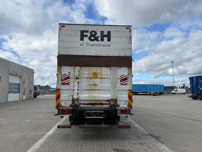 Mercedes-Benz Truck / Lastkraftwagen / Lastbil - Kravas automašīna ar tentu: foto 4 Mercedes-Benz Truck / Lastkraftwagen / Lastbil - Kravas automašīna ar tentu: foto 4
