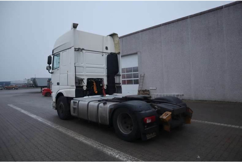 DAF XF 460 Tractor/Sattelzugmaschine/Trækker - Vilcējs: foto 4 DAF XF 460 Tractor/Sattelzugmaschine/Trækker - Vilcējs: foto 4