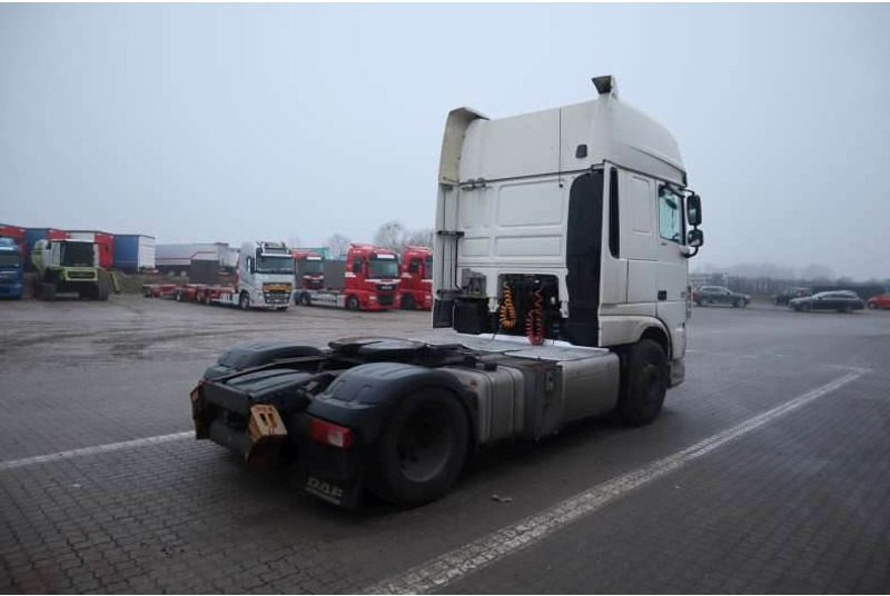 DAF XF 460 Tractor/Sattelzugmaschine/Trækker - Vilcējs: foto 3 DAF XF 460 Tractor/Sattelzugmaschine/Trækker - Vilcējs: foto 3