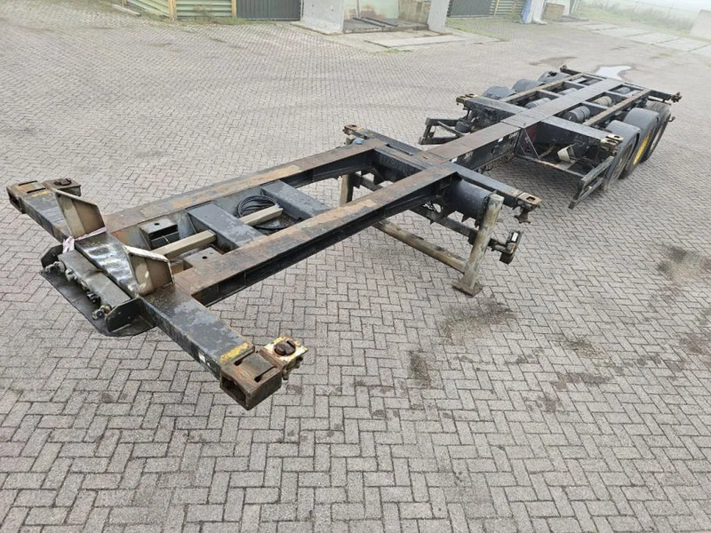 Broshuis MFCC Multi - Lifting axle - 2x20FT / 40FTHC / 45FTHC - Puspiekabe noņemamā virsbūve/ Konteineru vedējs: foto 1 Broshuis MFCC Multi - Lifting axle - 2x20FT / 40FTHC / 45FTHC - Puspiekabe noņemamā virsbūve/ Konteineru vedējs: foto 1