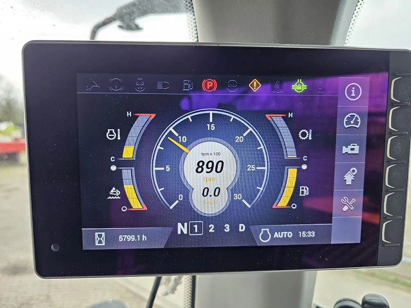 Riteņu iekrāvējs Case 821G: foto 15