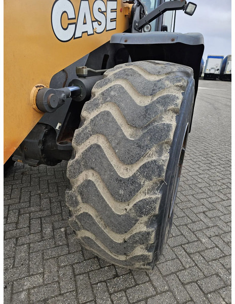 Riteņu iekrāvējs Case 821G: foto 19