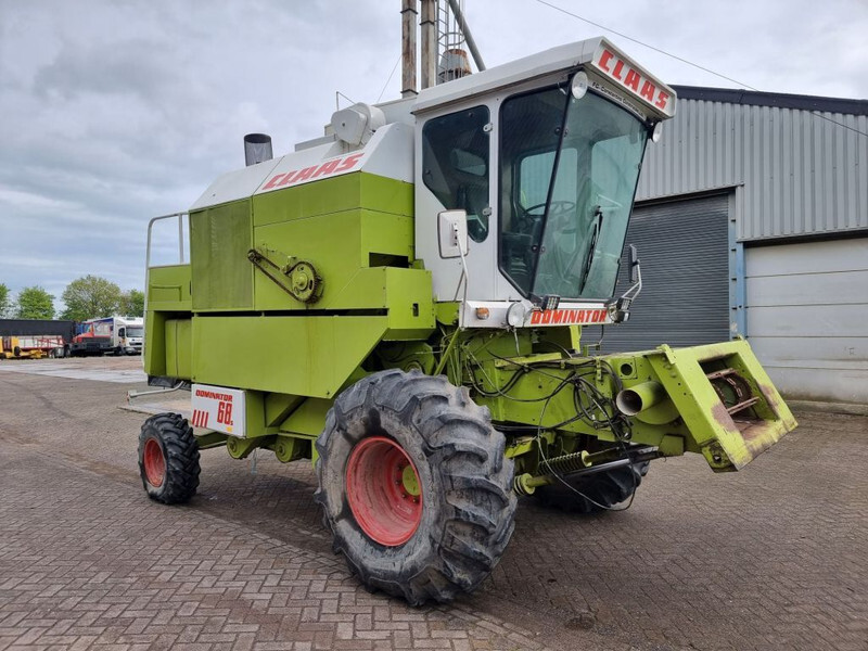 Claas Dominator 68s - Labības kombains: foto 3 Claas Dominator 68s - Labības kombains: foto 3