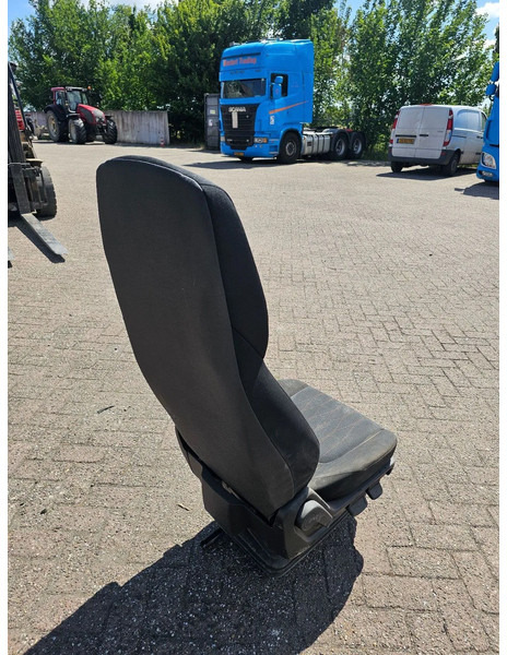 DAF LF 2020 - Bijrijderstoel - Sēdeklis - Kravas automašīna: foto 5 DAF LF 2020 - Bijrijderstoel - Sēdeklis - Kravas automašīna: foto 5