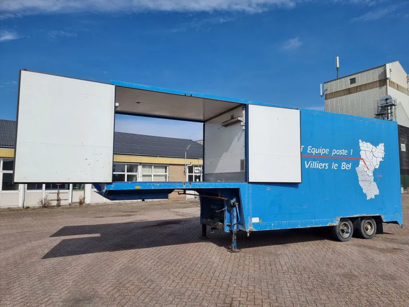 Groenewegen Podiumtrailer - Racetrailer - Puspiekabe slēgtā virsbūve: foto 3 Groenewegen Podiumtrailer - Racetrailer - Puspiekabe slēgtā virsbūve: foto 3