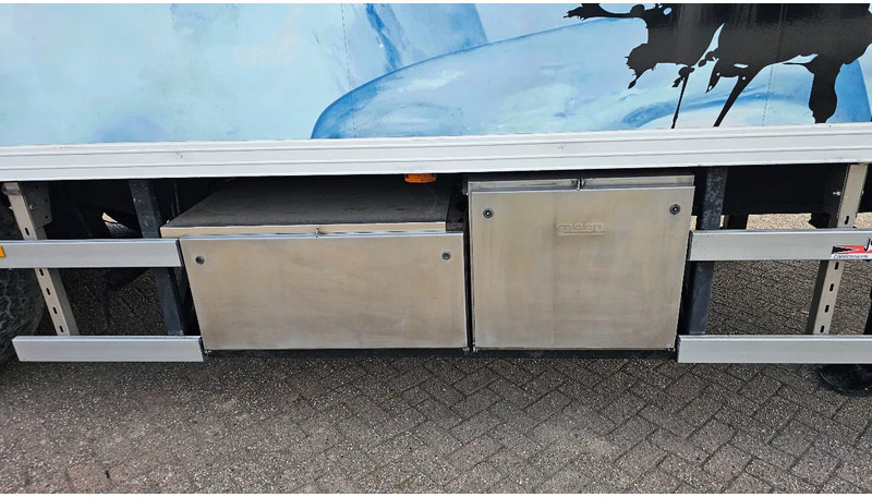 Puspiekabe slēgtā virsbūve Jumbo DO 270.V1 - MOVING FLOOR: foto 8 Puspiekabe slēgtā virsbūve Jumbo DO 270.V1 - MOVING FLOOR: foto 8