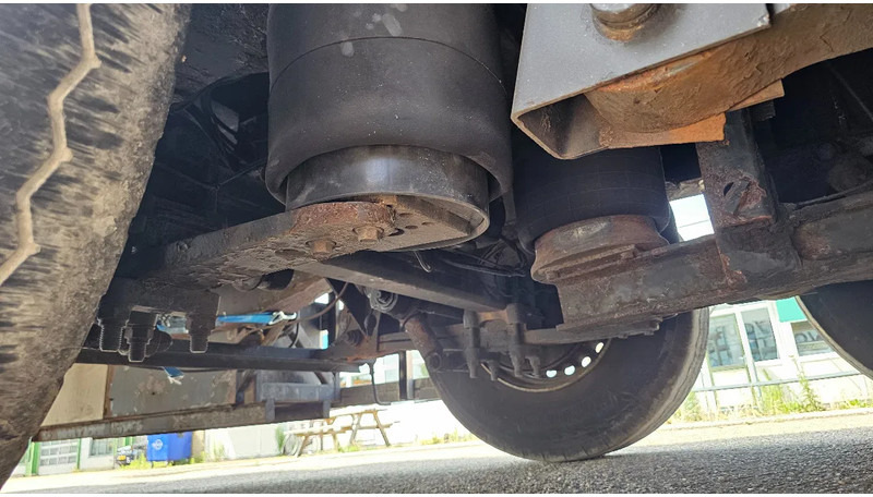 Puspiekabe slēgtā virsbūve Jumbo DO 270.V1 - MOVING FLOOR: foto 19 Puspiekabe slēgtā virsbūve Jumbo DO 270.V1 - MOVING FLOOR: foto 19