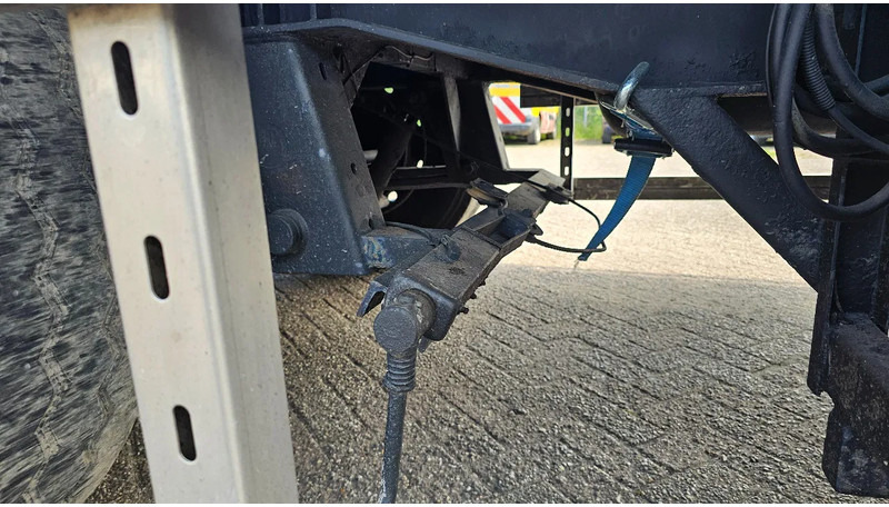 Puspiekabe slēgtā virsbūve Jumbo DO 270.V1 - MOVING FLOOR: foto 9 Puspiekabe slēgtā virsbūve Jumbo DO 270.V1 - MOVING FLOOR: foto 9