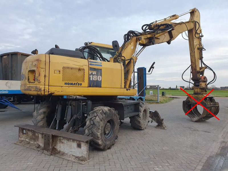 Komatsu PW180-7K - Riteņu ekskavators: foto 3 Komatsu PW180-7K - Riteņu ekskavators: foto 3