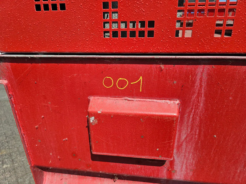 Lauksaimniecības piekabe Renault 2000L Watertank - Camiva CCF2000: foto 16