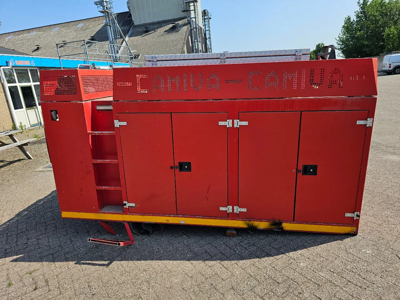 Renault 2000L Watertank - Lauksaimniecības piekabe: foto 4 Renault 2000L Watertank - Lauksaimniecības piekabe: foto 4