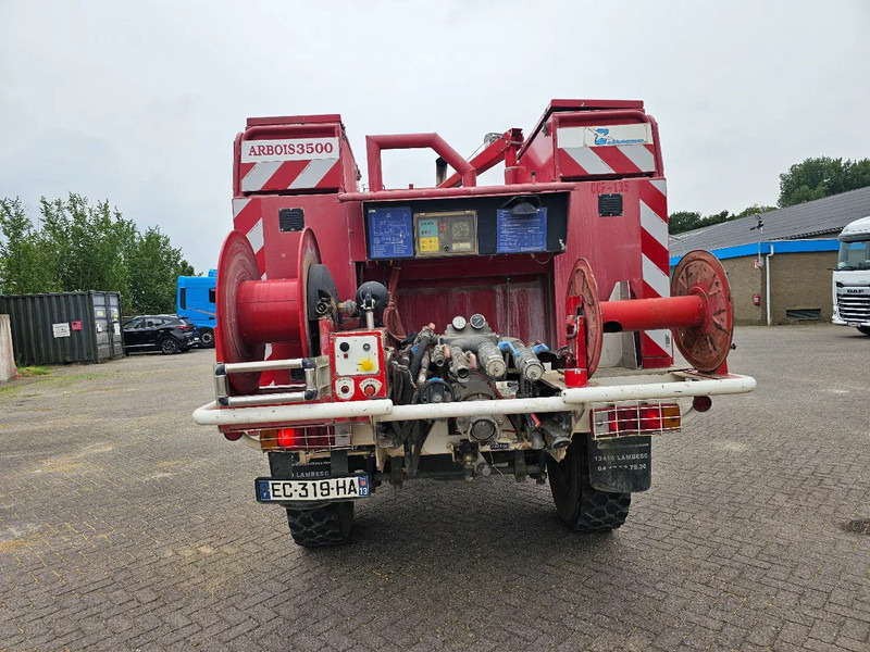 Ugunsdzēsēju mašīna Renault M210 Arbois 3500L: foto 6
