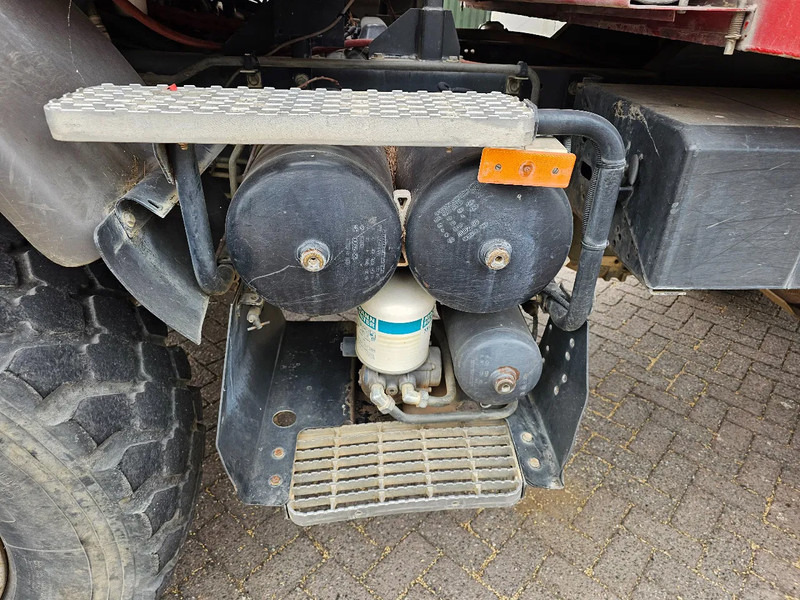 Ugunsdzēsēju mašīna Renault M210 Arbois 3500L: foto 20