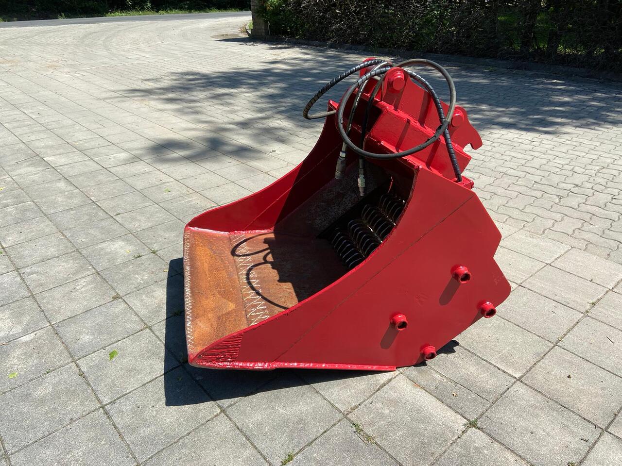 - Ekskavatora kauss - Ekskavators: foto 3 - Ekskavatora kauss - Ekskavators: foto 3