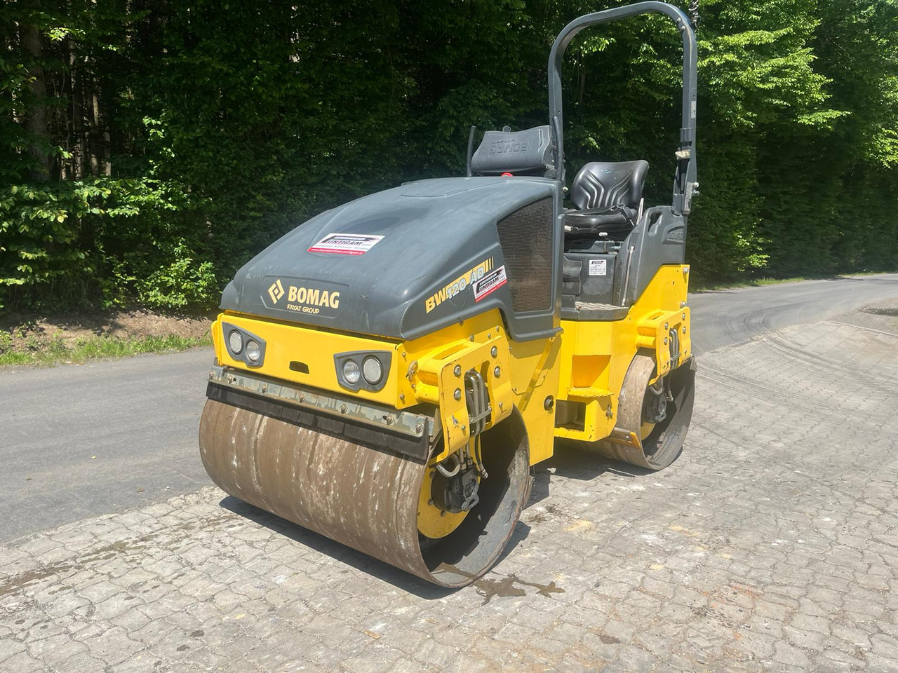 BOMAG BW 120 AD-5 - Mini-veltnis: foto 3 BOMAG BW 120 AD-5 - Mini-veltnis: foto 3