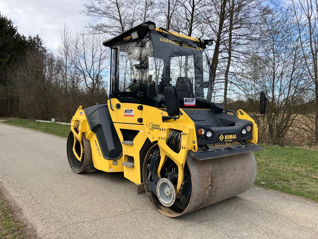BOMAG BW 151 AD-5 AM - Veltnis: foto 4 BOMAG BW 151 AD-5 AM - Veltnis: foto 4