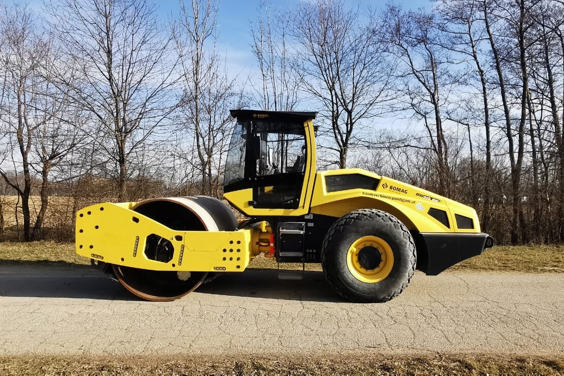 BOMAG BW 219 DH-5 - Ceļu veltnis: foto 1 BOMAG BW 219 DH-5 - Ceļu veltnis: foto 1