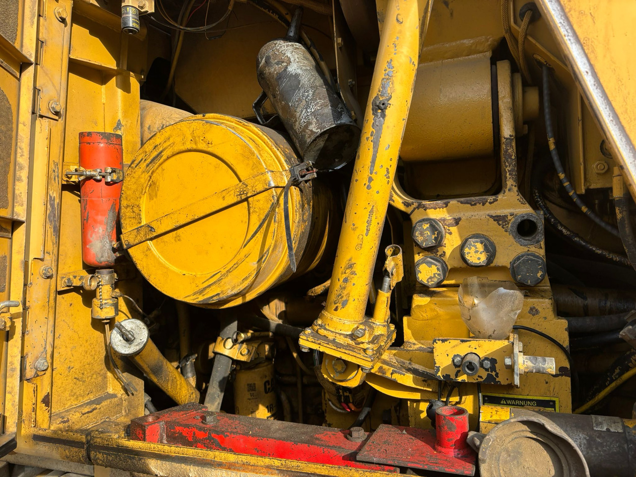 Buldozers CATERPILLAR 963: foto 9