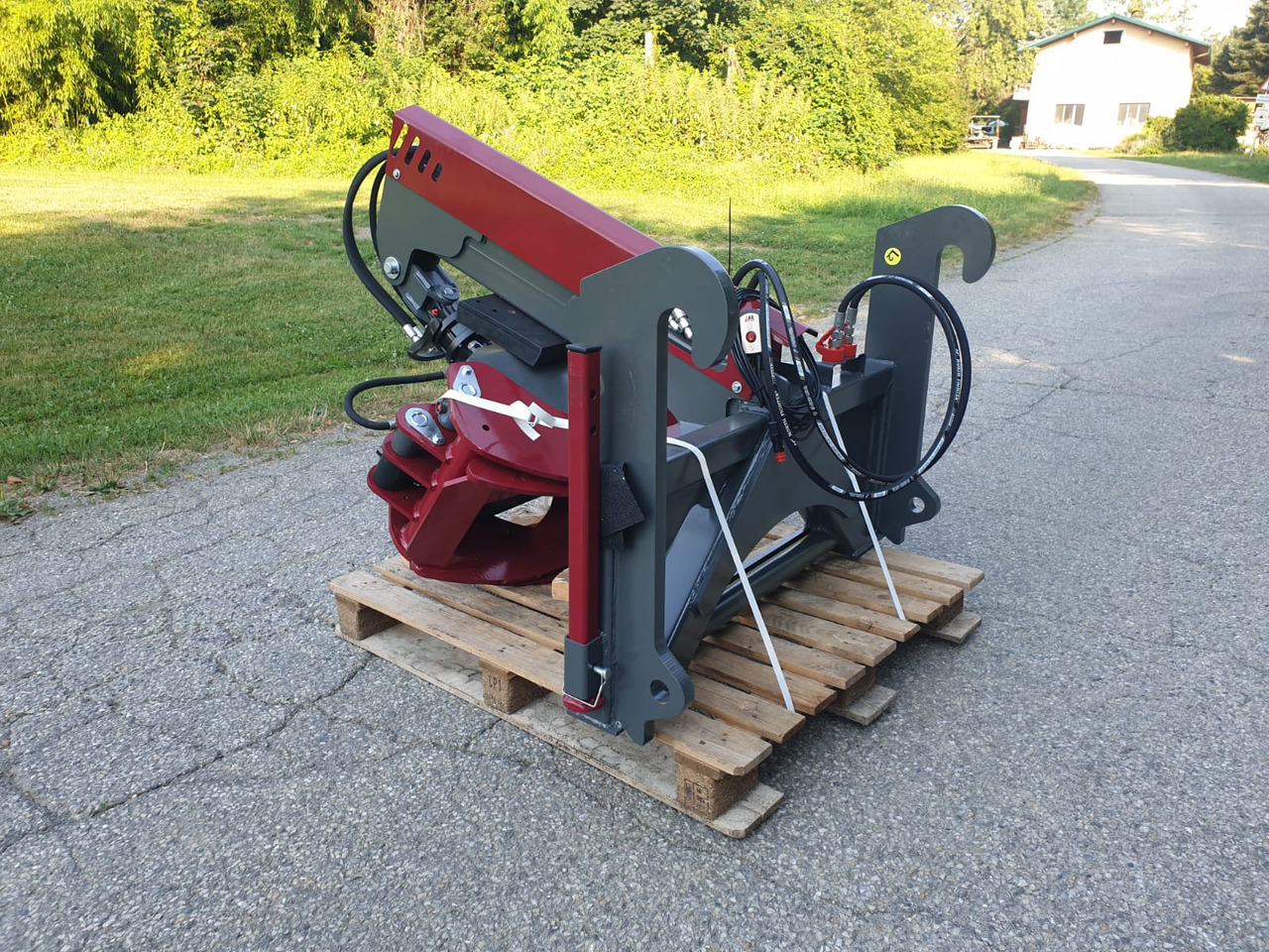 Hydraulic forwarding tongs for telehandlers - Greiferi - Teleskopiskais riteņu iekrāvējs: foto 5 Hydraulic forwarding tongs for telehandlers - Greiferi - Teleskopiskais riteņu iekrāvējs: foto 5