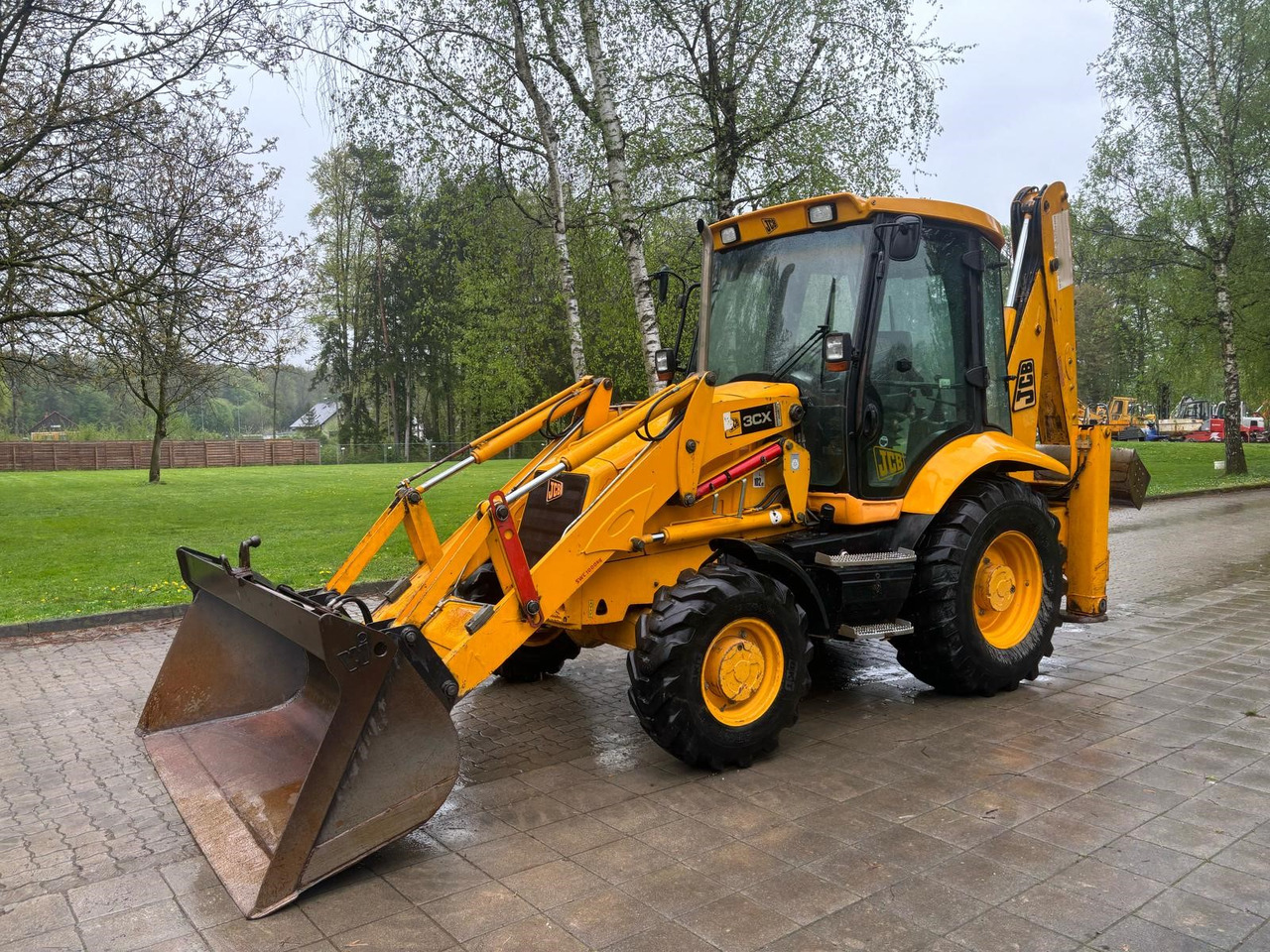 JCB 3CX - Ekskavators-iekrāvējs: foto 3 JCB 3CX - Ekskavators-iekrāvējs: foto 3