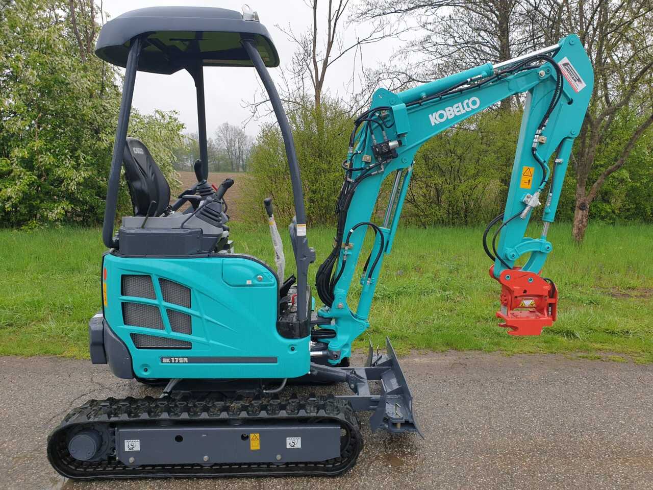 KOBELCO SK 17 SR-3E - Mini-ekskavators: foto 2 KOBELCO SK 17 SR-3E - Mini-ekskavators: foto 2