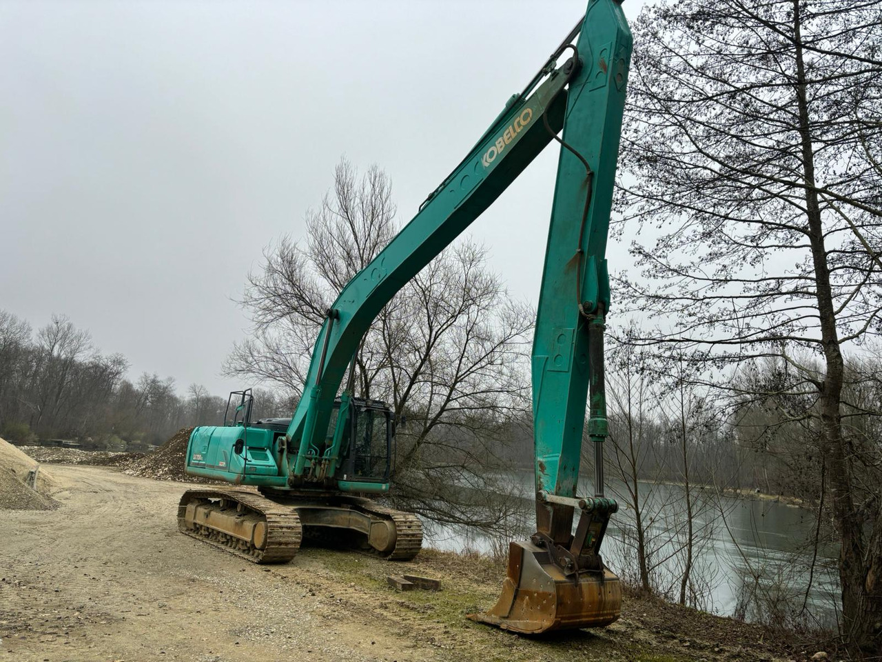 KOBELCO SK 350 Long Reach - Kāpurķēžu ekskavators: foto 4 KOBELCO SK 350 Long Reach - Kāpurķēžu ekskavators: foto 4