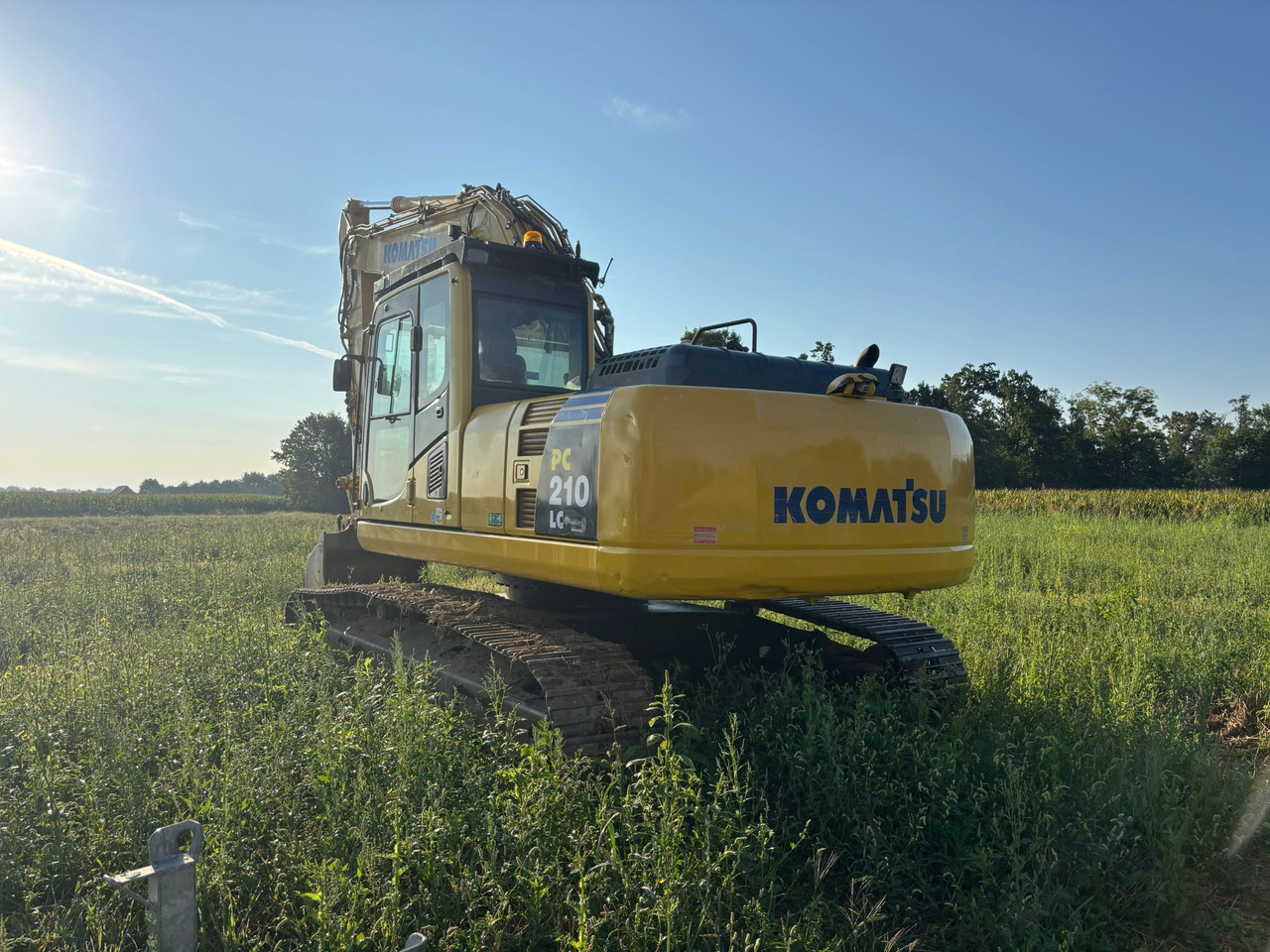 KOMATSU PC 210 LC-8 - Kāpurķēžu ekskavators: foto 5 KOMATSU PC 210 LC-8 - Kāpurķēžu ekskavators: foto 5