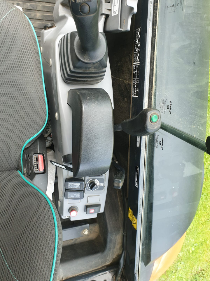 Mini-ekskavators KUBOTA KX 030-4: foto 20