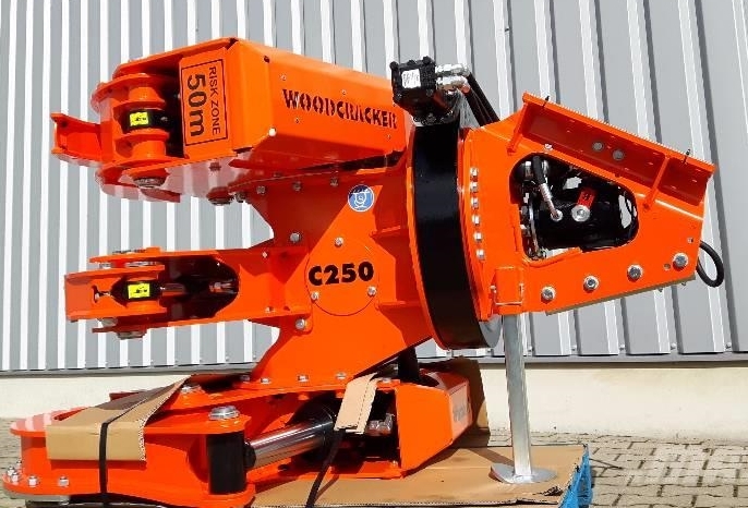 Westtech Woodcracker C 250 - Papildaprīkojums - Ekskavators: foto 2 Westtech Woodcracker C 250 - Papildaprīkojums - Ekskavators: foto 2