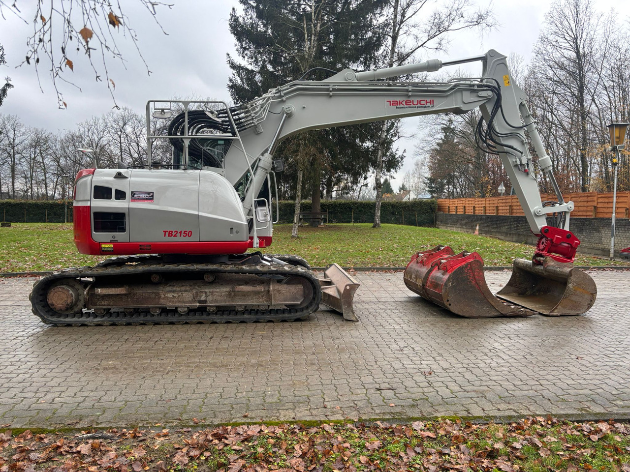 TAKEUCHI TB 2150 R - Kāpurķēžu ekskavators: foto 2 TAKEUCHI TB 2150 R - Kāpurķēžu ekskavators: foto 2