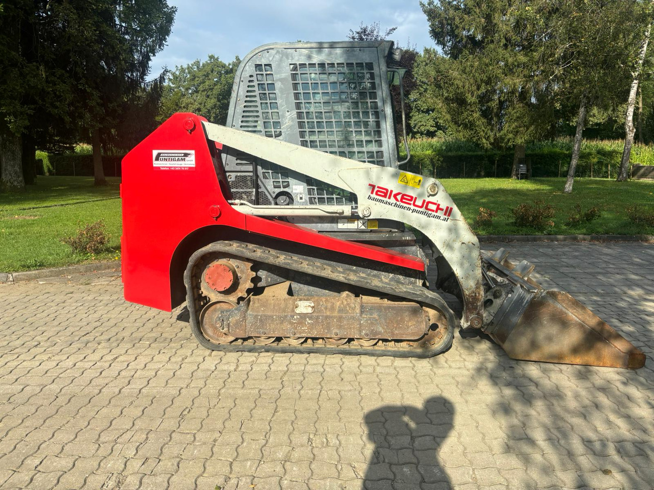 TAKEUCHI TL 230 - Kompaktiekrāvējs: foto 1 TAKEUCHI TL 230 - Kompaktiekrāvējs: foto 1