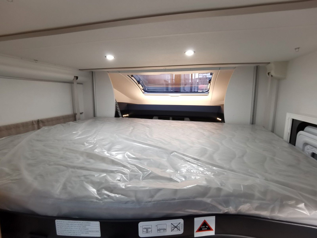 Daļēji integrētais kemperis Chausson 627 TITANIUM / - 2026 - / EINZELBETTEN & HUBBETT: foto 22