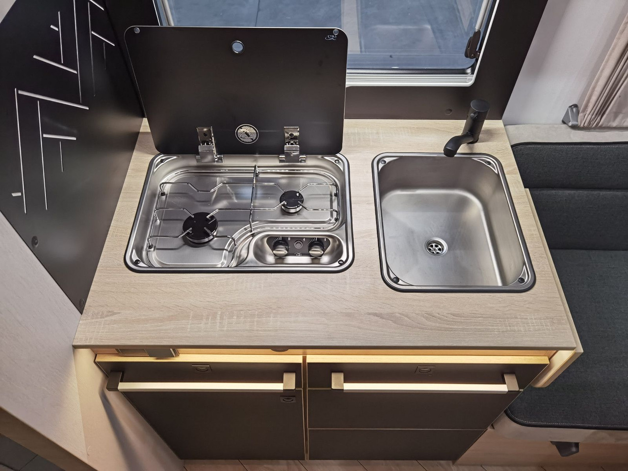 Daļēji integrētais kemperis Chausson 797 TITANIUM / -2026- / 165PS-8G. / EINZELBETTEN: foto 14