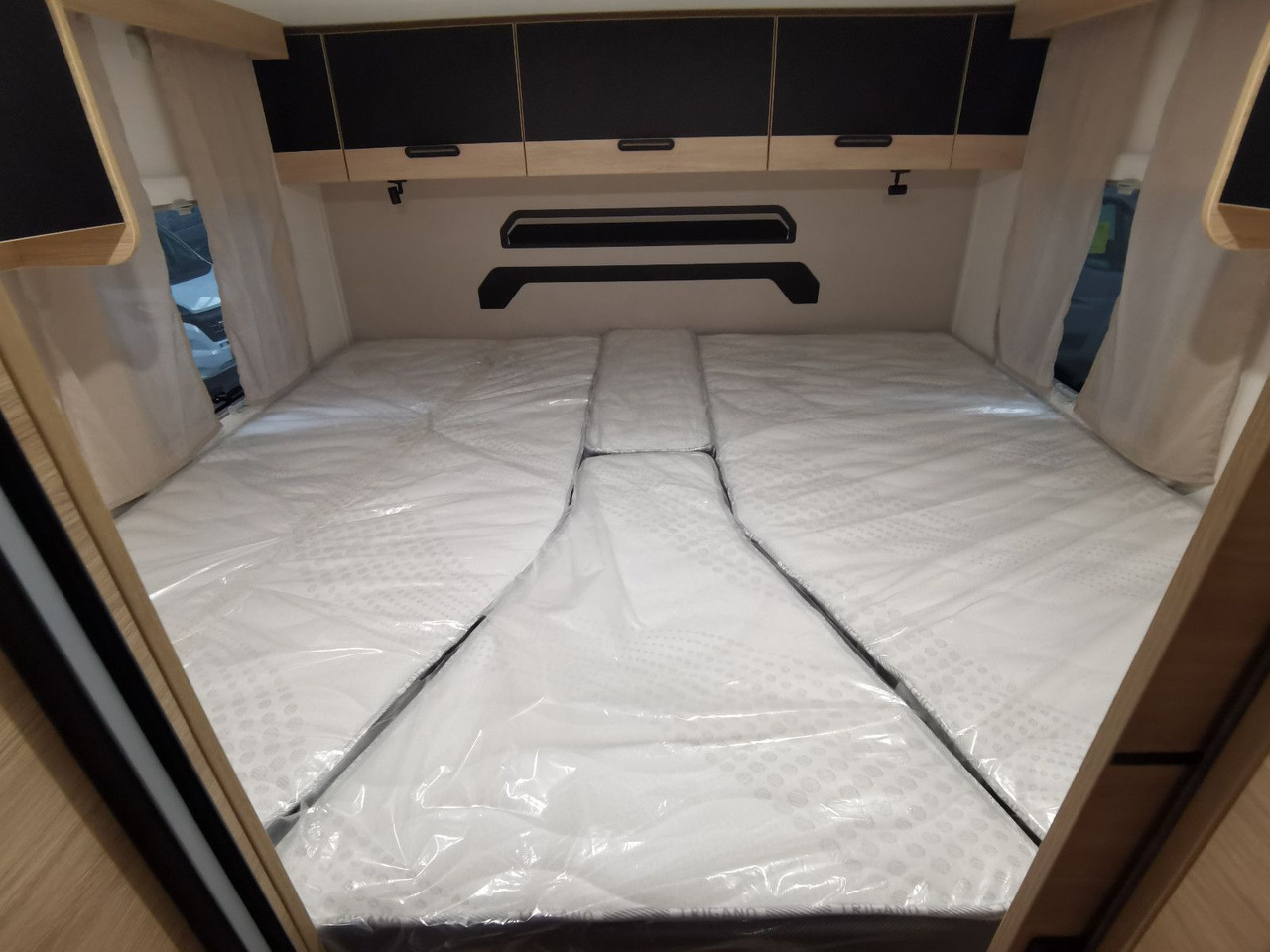 Daļēji integrētais kemperis Chausson 797 TITANIUM / -2026- / 165PS-8G. / EINZELBETTEN: foto 16