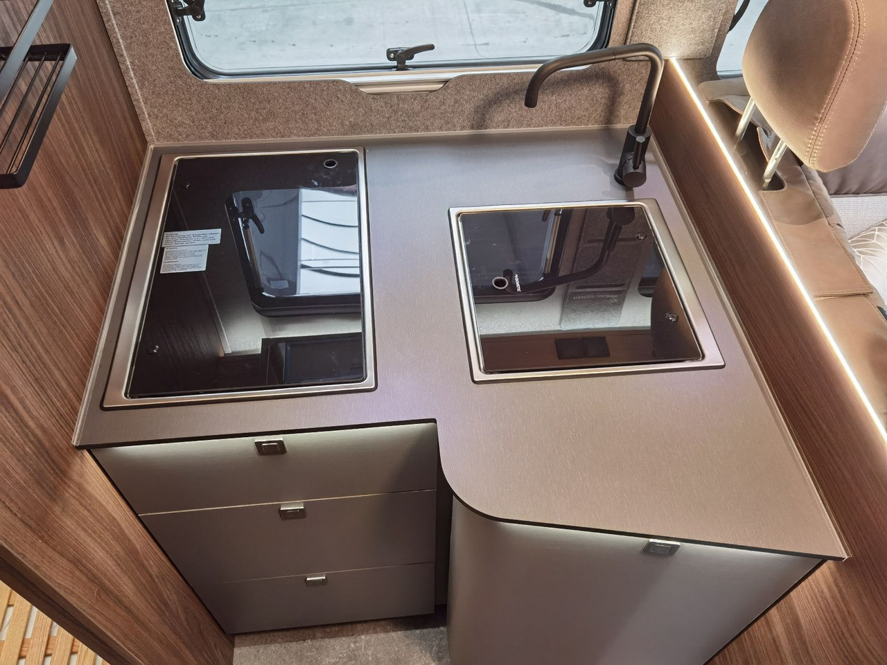 Eura Mobil INTEGRA LINE 720 EB /-2026- /8G-180PS/PLUS-PAKET līzingu Eura Mobil INTEGRA LINE 720 EB /-2026- /8G-180PS/PLUS-PAKET: foto 17