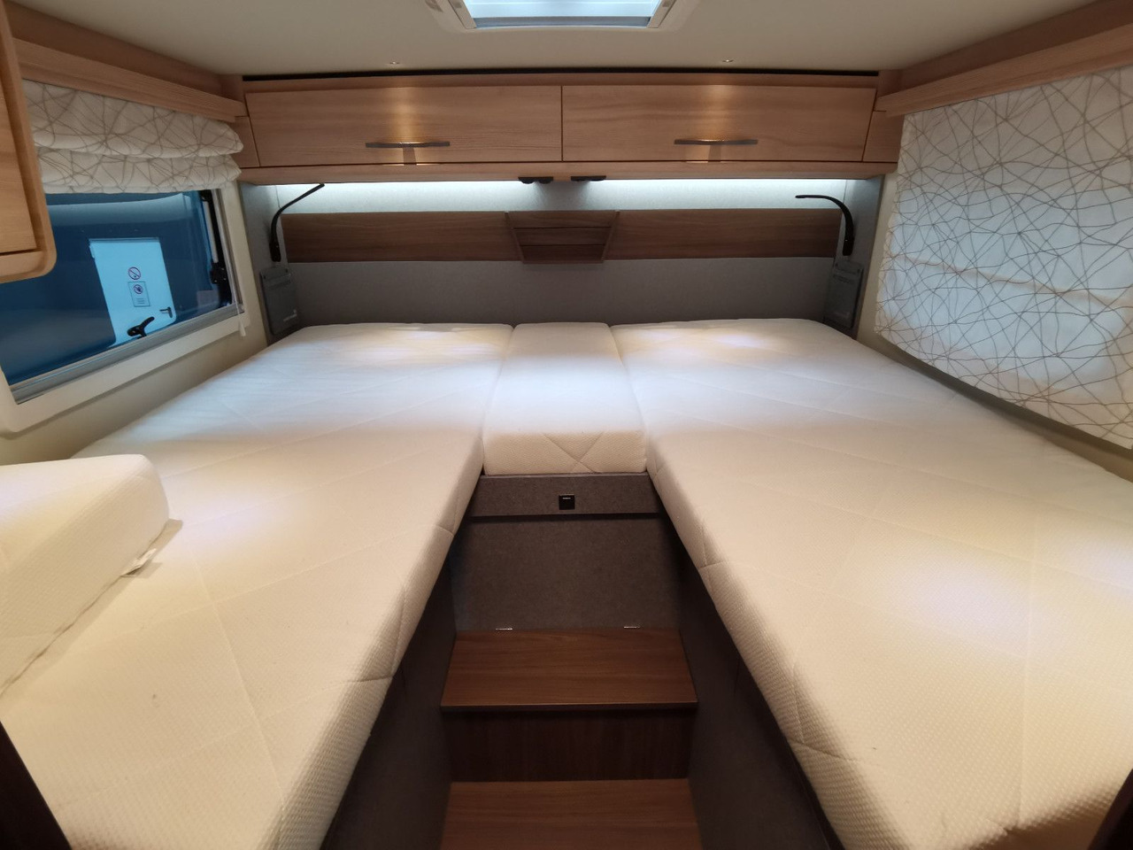 Eura Mobil INTEGRA LINE 720 EB /-2026- /8G-180PS/PLUS-PAKET līzingu Eura Mobil INTEGRA LINE 720 EB /-2026- /8G-180PS/PLUS-PAKET: foto 21