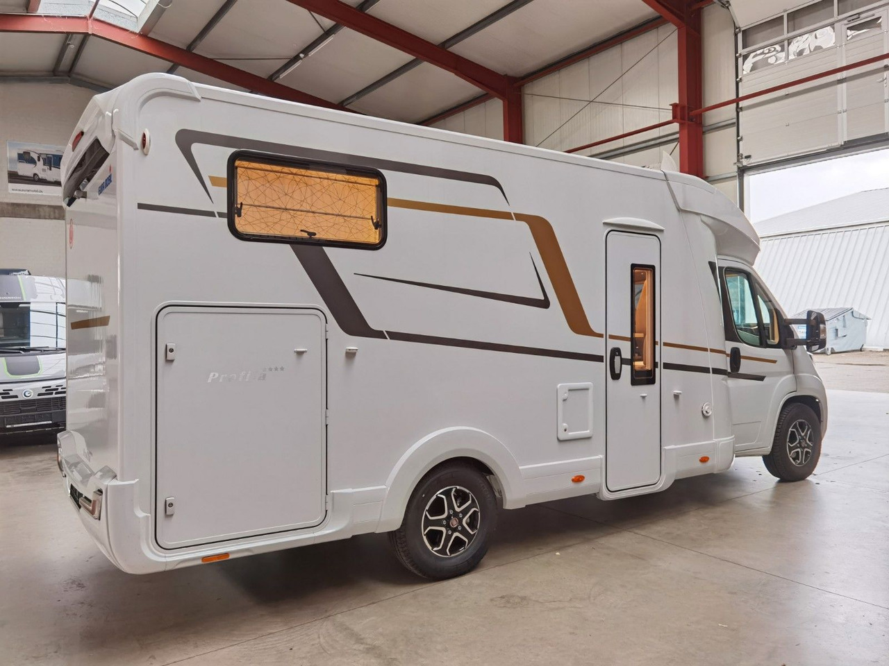 Eura Mobil PROFILA T 695 EB / 140PS/ MONDIAL / EINZELBETTEN - Daļēji integrētais kemperis: foto 4 Eura Mobil PROFILA T 695 EB / 140PS/ MONDIAL / EINZELBETTEN - Daļēji integrētais kemperis: foto 4