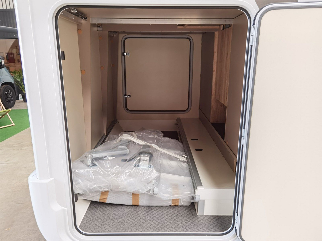 Daļēji integrētais kemperis Eura Mobil PROFILA T 695 EB / MODELL 2026 / EINZELBETTEN: foto 12 Daļēji integrētais kemperis Eura Mobil PROFILA T 695 EB / MODELL 2026 / EINZELBETTEN: foto 12