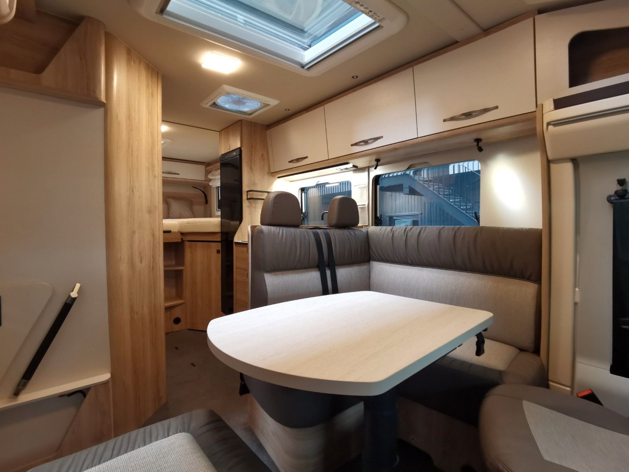 Daļēji integrētais kemperis Eura Mobil PROFILA T 695 EB / MODELL 2026 / EINZELBETTEN: foto 16 Daļēji integrētais kemperis Eura Mobil PROFILA T 695 EB / MODELL 2026 / EINZELBETTEN: foto 16