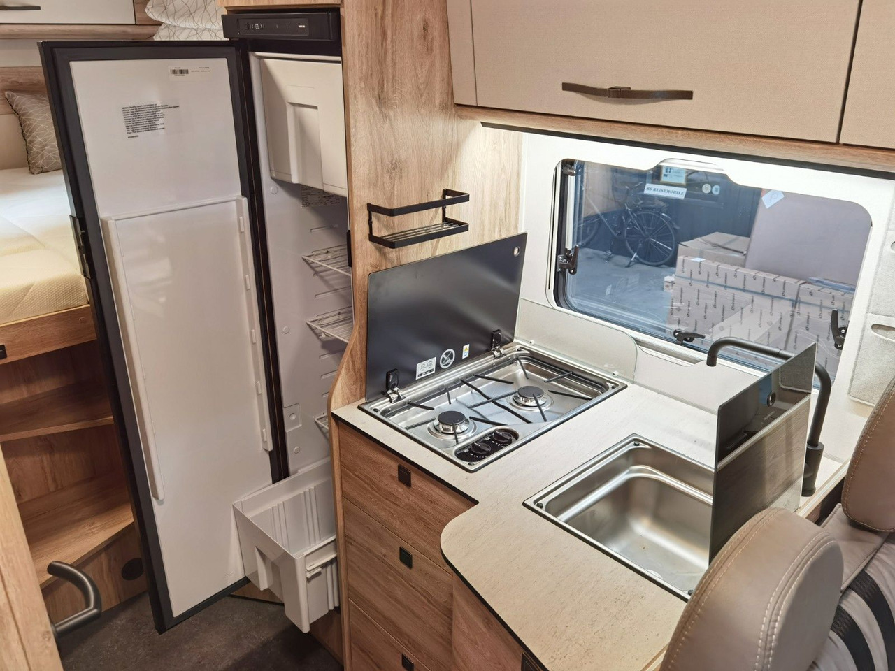 Daļēji integrētais kemperis Eura Mobil PROFILA T 695 EB / MODELL 2026 / EINZELBETTEN: foto 17 Daļēji integrētais kemperis Eura Mobil PROFILA T 695 EB / MODELL 2026 / EINZELBETTEN: foto 17