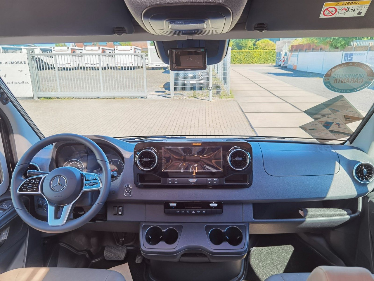 Daļēji integrētais kemperis Eura Mobil PROFILA T 696 EB /-2025-/ S-PAKET / EINZELBETTEN: foto 11