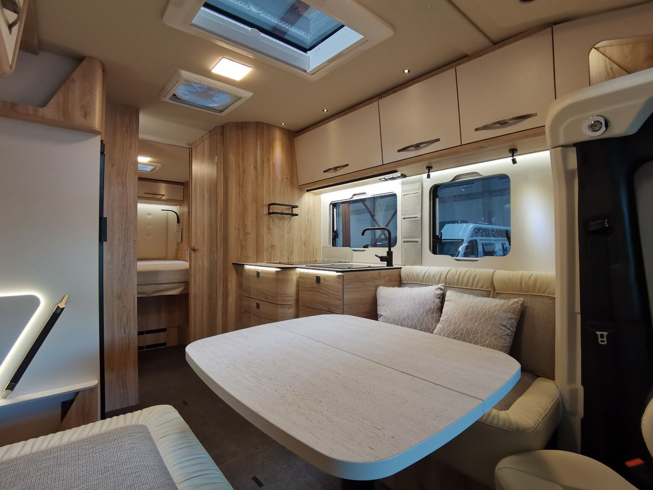 Daļēji integrētais kemperis Eura Mobil PROFILA T 726 QF FREESTYLE / SONDERMODELL 2026: foto 13 Daļēji integrētais kemperis Eura Mobil PROFILA T 726 QF FREESTYLE / SONDERMODELL 2026: foto 13