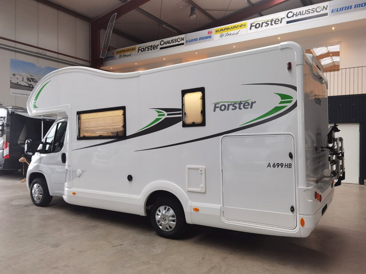 Forster A 699 HB /140PS / VB - ZUBEHÖR-PAKET/ 6x SITZP. - Alkov kemperis: foto 5 Forster A 699 HB /140PS / VB - ZUBEHÖR-PAKET/ 6x SITZP. - Alkov kemperis: foto 5