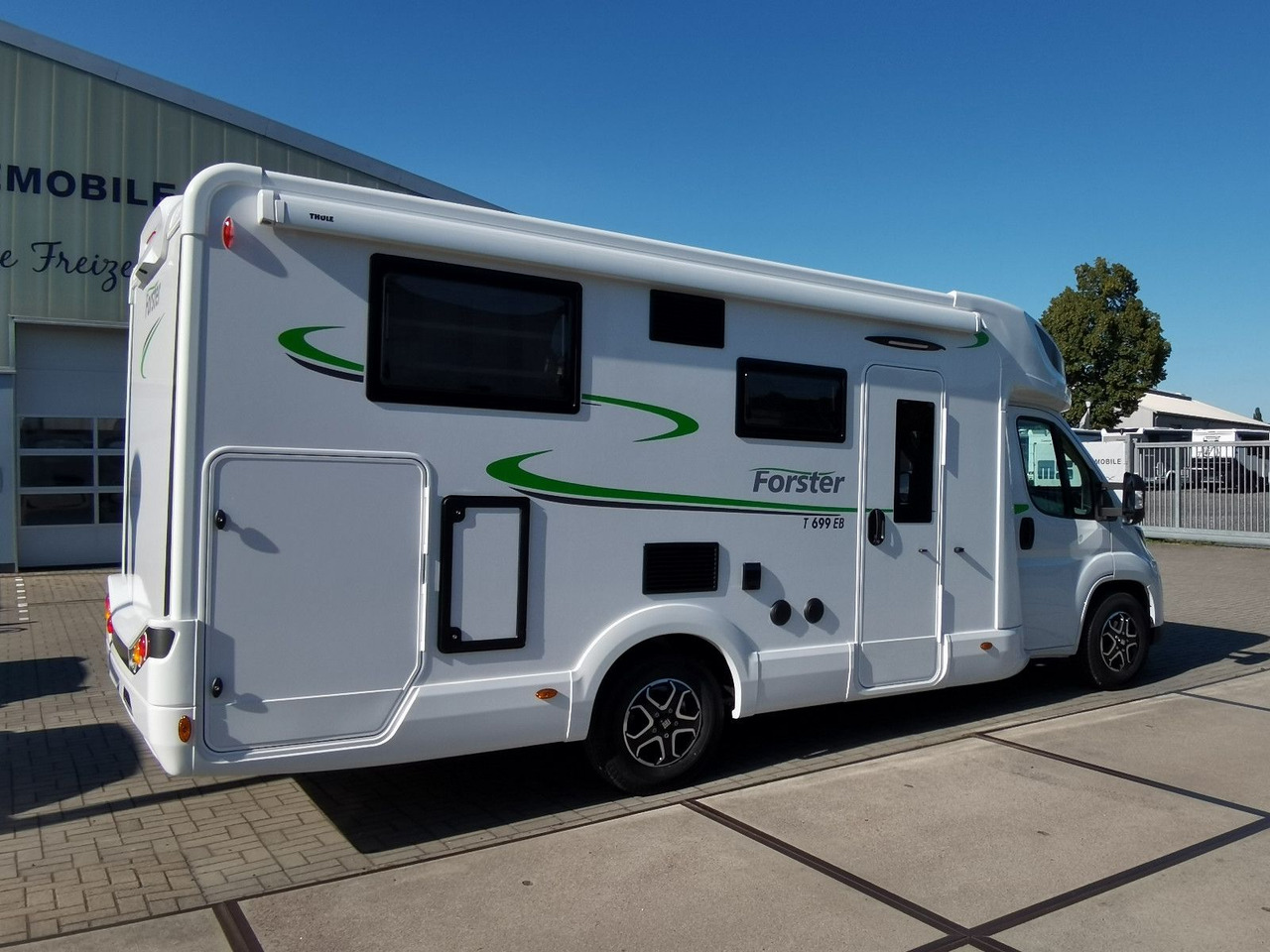 Forster T 699 EB /MODELL 2025/EINZELBETT/AUTOMATIK - Daļēji integrētais kemperis: foto 4 Forster T 699 EB /MODELL 2025/EINZELBETT/AUTOMATIK - Daļēji integrētais kemperis: foto 4