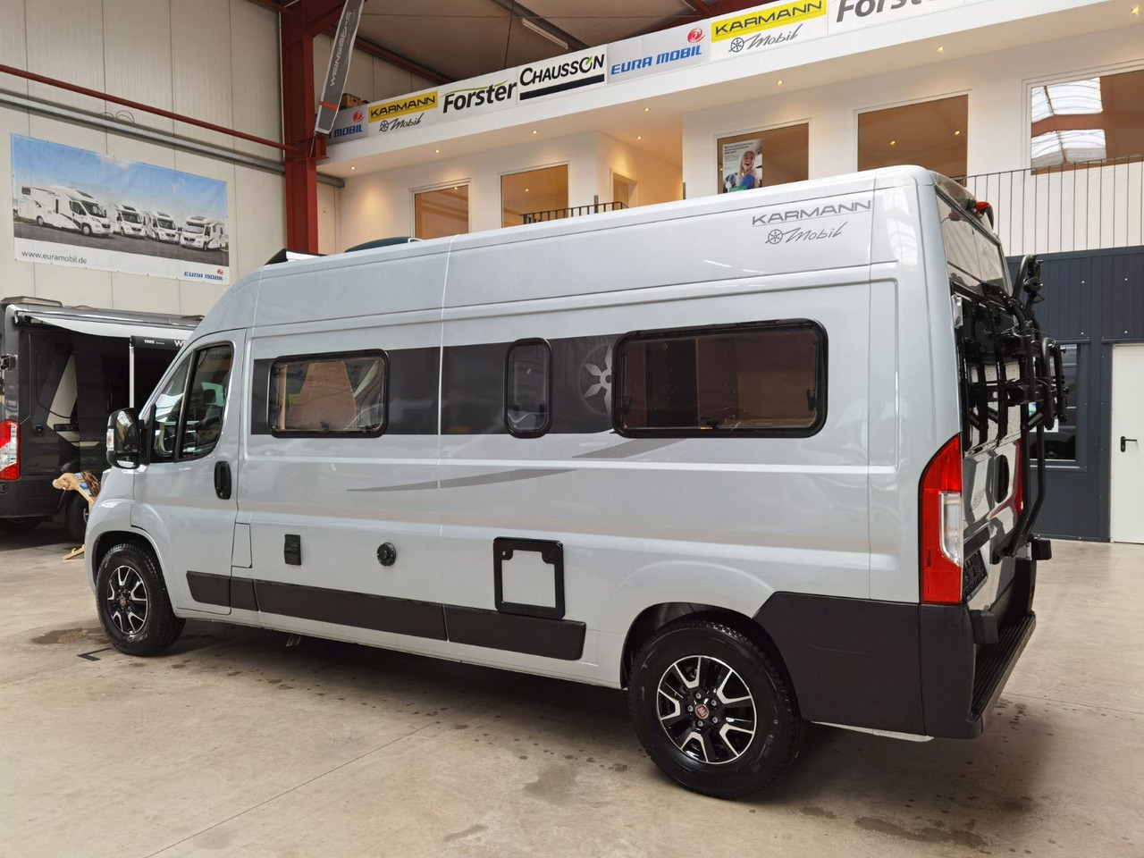Karmann DAVIS 590 LIFESTYLE / 140PS / SKY-ROOF & ALU - Auto kemperis: foto 5 Karmann DAVIS 590 LIFESTYLE / 140PS / SKY-ROOF & ALU - Auto kemperis: foto 5