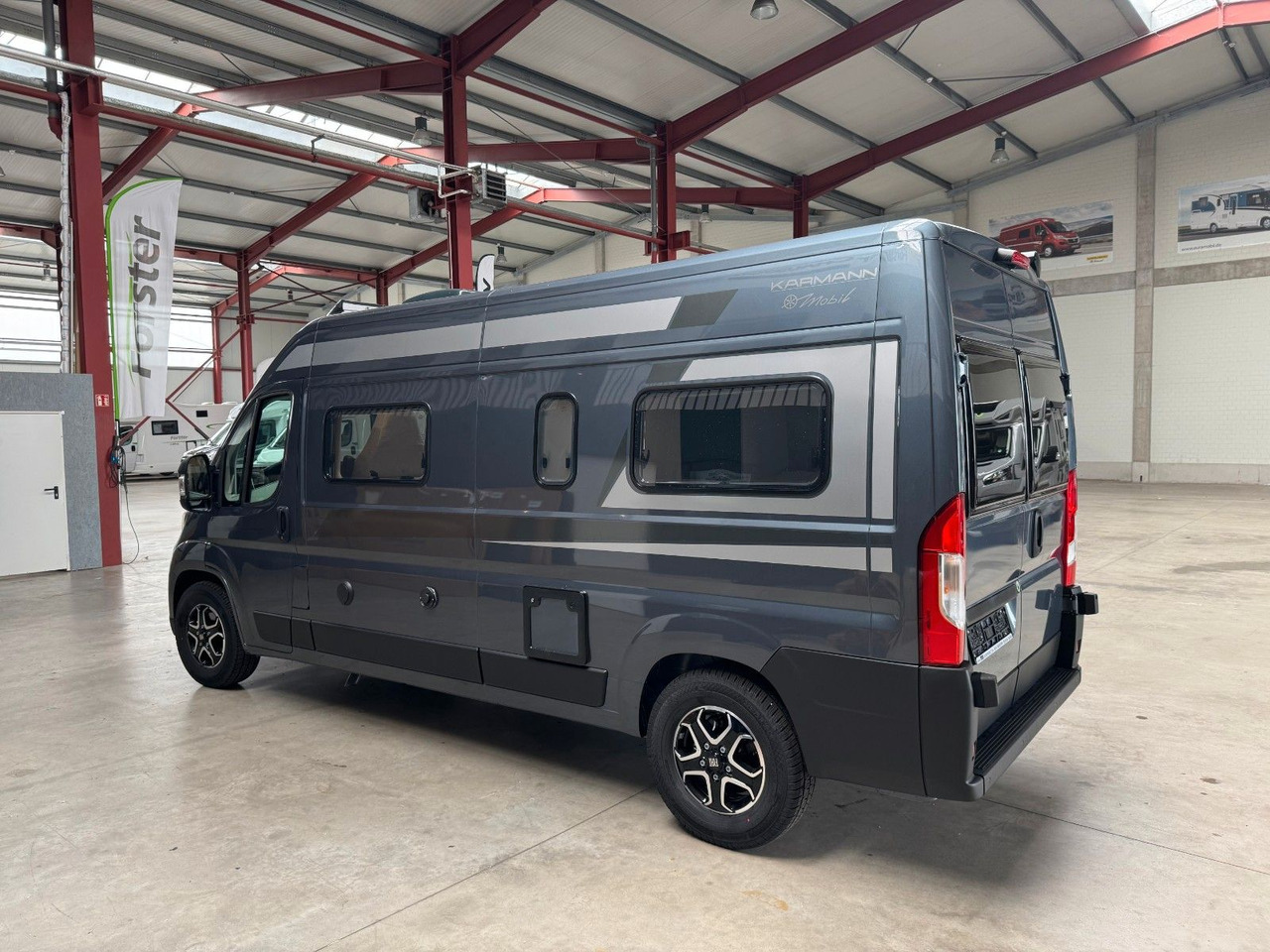 Karmann DAVIS 590 LIFESTYLE / MODELL 2026 /8-G.AUTOMATIK - Auto kemperis: foto 5 Karmann DAVIS 590 LIFESTYLE / MODELL 2026 /8-G.AUTOMATIK - Auto kemperis: foto 5