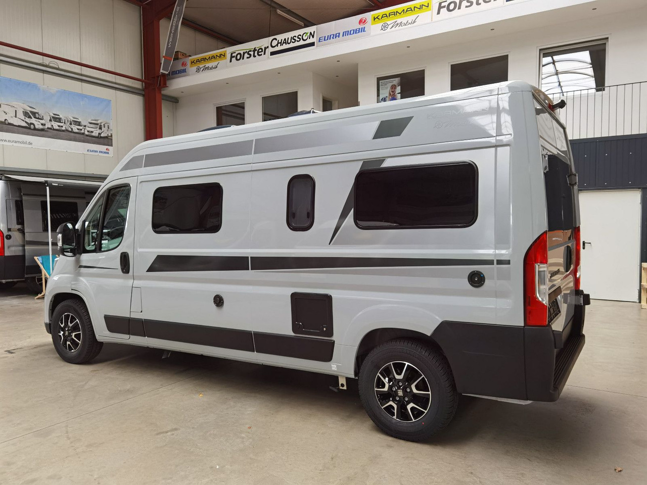 Karmann DEXTER 580 /- 2026 -/ PANORAMA DACHFENSTER - Auto kemperis: foto 5 Karmann DEXTER 580 /- 2026 -/ PANORAMA DACHFENSTER - Auto kemperis: foto 5